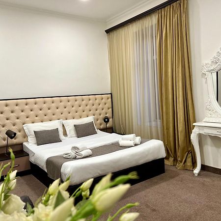 Yvn Tumanyan Apart-Hotel Єреван Екстер'єр фото
